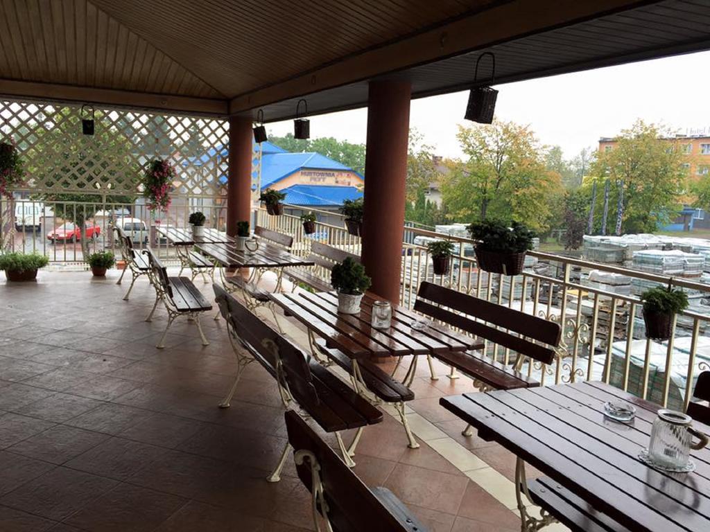 Hotel Grochowski Łuków Exterior foto